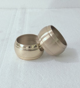 Servilletero de latón fundido de alta calidad Diseño único con acabado brillante y mate para fiestas y uso en la Mesa - Product Image 3