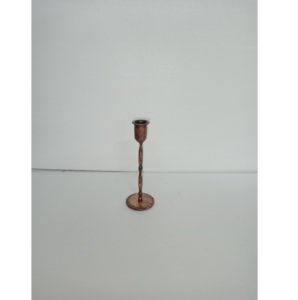 Portavelas de Metal Color Antiguo, Hecho a Mano, Ecológico, Duradero, Agrega Elegancia Atemporal a la Decoración del Hogar - Product Image 4