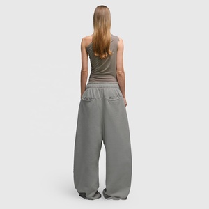 Pantalones de chándal acampanados holgados personalizados de alta calidad, pantalones de chándal de pierna ancha rectos en blanco de felpa francesa para hombres - Product Image 4