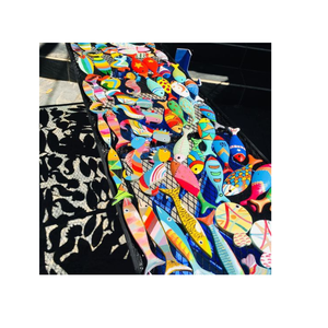 Oeuvre artisanale de poisson en bois unique pour décor d'aquarium et de tenture murale - Product Image 2