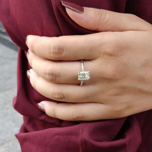 Solitario Solo Radiant Cut Lab Grown Diamond Anillo de bodas 10kt Oro sólido Clásico para fiesta IGI Certified Bridal Set Prongs - Product Image 2