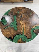 Table à manger ronde moderne en résine époxy Table basse en bois de rivière pour le bureau ou la maison avec ensemble de caractéristiques pour le salon et le bureau