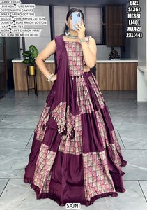Lanzamiento de un nuevo diseñador de ropa de fiesta Lehenga Choli semicosido con tela Dupatta Set Pure Rayon Cotton - Product Image 4