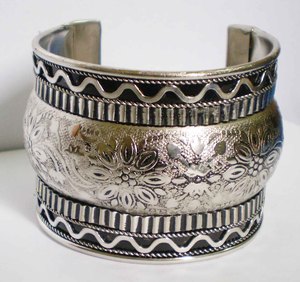 Luxury <b>Silver</b> Plated Copper Cuff Bangle For Women Traditional Floral Engraved Design <b>Solid</b> Metal <b>Bracelet</b> Elegant Wedding - Product Image 2