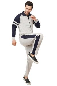 Conjuntos de chándales con diseño de logotipo personalizado al por mayor, chándales de dos piezas personalizados con logotipo impreso y bordado OEM para hombres y mujeres - Product Image 5
