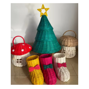 Campanas Navideñas Tradicionales de Ratán, Decoración Navideña Natural Hecha a Mano - Product Image 4