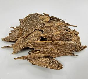 Huy Phat-La richesse des copeaux de bois d'agar 100% naturels et purs - Product Image 1