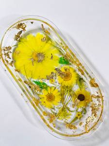 Plateau décoratif personnalisé en résine avec fleurs et en résine pour cadeaux de mariage pendaison de crémaillère et présentation de souvenirs - Product Image 2