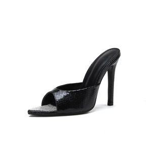 Nouvelles chaussures Mary Jane de style français printemps-été, ballerines rétro britanniques à semelle épaisse en cuir, chaussures à talons hauts élégantes et cool - Product Image 5