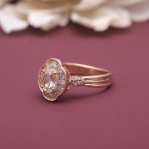 Bague de fiançailles ovale en diamant de laboratoire certifié IGI, avec halo, en or rose/jaune et blanc 14 carats, style vintage, pour femme - Product Image 6