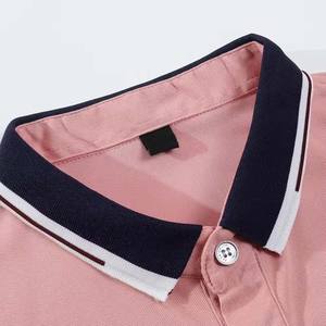 ผ้าฝ้ายผู้ชายเสื้อแขนสั้นคุณภาพสูงออกแบบโลโก้ OEM ที่กําหนดเองสีทึบคอปกฤดูร้อนเสื้อผ้าผู้ชายเสื้อโปโล - Product Image 3