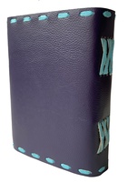 Carnet en cuir fait main avec fermoir en C, design vintage et pierre, cadeau unisexe, artisanat, 200 pages à bords festonnés, reliure personnalisée avec logo