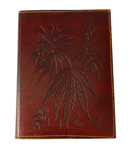 สมุดบันทึกที่ทำด้วยมือมีปอกระเจาและใบป่านหลายสายพันธุ์นูนบนปกหนังไดอารี่ด้านหน้า - Product Image 1