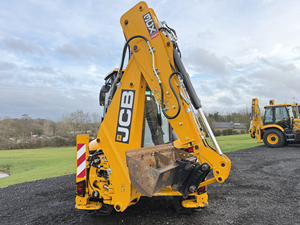 Excavadora de cadenas de 8 toneladas con brazo hidráulico, retroexcavadora, 1 año de garantía, alta estabilidad, JCB 3CX 4WD - Product Image 5