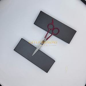 Tijeras de Peluquería Profesionales de Acero Inoxidable para Diestros, Color Rojo Oscuro, Mango Largo, Punta Redonda y Afilada, Calidad de Salón - Product Image 6