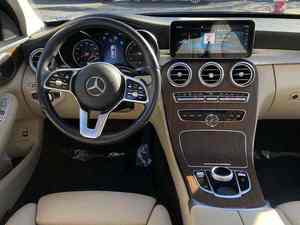 SUPER CLEAN LUXURY Voiture d'occasion propre <span class=keywords><strong>MERCEDES</strong></span>-BENZ <span class=keywords><strong>C</strong></span> <span class=keywords><strong>300</strong></span> 4MATIC Berline Voitures d'occasion prêtes à être expédiées dans le monde entier - Product Image 2