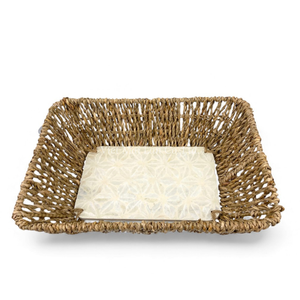 Plateau en rotin avec incrustation de nacre et bord en herbe de mer fait à la main pour servir des aliments décoratifs et pour un usage domestique en provenance du Vietnam - Product Image 1