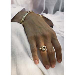Anillo de Diamantes con Sello Ovalado Osla - Product Image 2