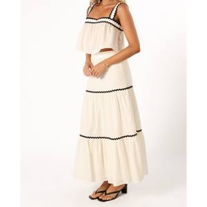 Robes pour femmes à la vente chaude, motif gracieux, tenue offrant une expérience de port facile et une impression esthétique raffinée, fournisseur indien - Product Image 3