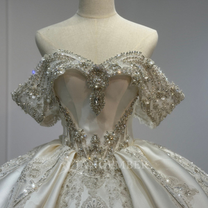 XS265 Magnifique robe de mariée en satin à épaules dénudées avec cristaux pour femmes - Product Image 5