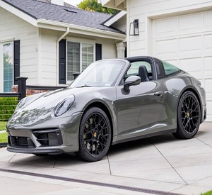 POR-SCHE 911 TARGA 4 GTS 2024 - Product Image 1