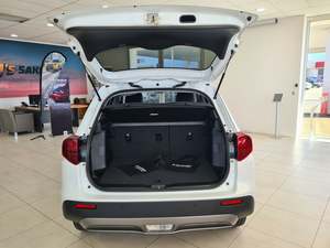 Đã qua sử dụng, Suzuki Swift GL Navi AZ Series 2023, Có sẵn tay lái bên phải. Tay lái bên trái - Product Image 6