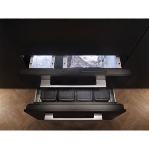 Soldes Exceptionnelles : Réfrigérateur KFMC3846R 36 Pouces Master Cool, Réfrigérateur/Congélateur Électrique Prêt à l'Intégration avec Porte à Charnière Droite et Bande de Garniture Élevée - Product Image 3
