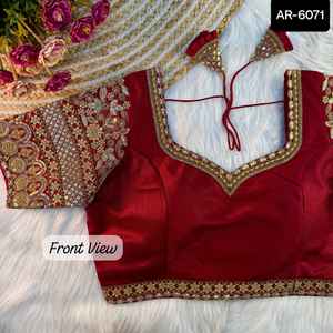 Vêtements de fête de créateurs de style indien Saree avec broderie Work Blouse prête à porter à bas prix avec plusieurs couleurs disponibles pour les femmes - Product Image 4