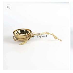 Quemador de incienso de madera directo de fábrica con soporte de Bakhoor árabe chapado en oro con diseño de flores para uso en interiores al mejor precio - Product Image 1