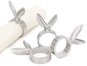 Nouveaux ronds de serviette en métal au look vintage avec finition détaillée pour les fêtes de fin d'année exclusives et les occasions formelles - Product Image 4