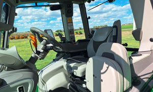 2022 DEUTS FAHR AGROTRON 8280TTV WARRIOR 175 HP a 299 HP Tractores - Product Image 2