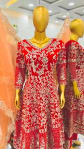 Robe de travail Anarkali entièrement cousue brodée avec fond contrasté Dupatta et costume au meilleur prix - Product Image 5