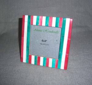 กรอบรูปเรซิ่นสีเขียวคุณภาพสูงสำหรับตกแต่งบ้านและของขวัญ ขายส่งกรอบรูปราคาถูกโดย CRAFTING CRAFTS - Product Image 1