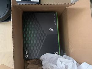 VENTA AL POR MAYOR Consola Microsoft Xbox Series X NUEVA ORIGINAL de 1 TB + 2 Controles y 2 Juegos Gratis con Auriculares Xbox Series X - Product Image 3