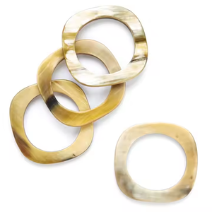 Pulsera de moda hecha a mano de color de cuerno natural Brazalete de mejor diseño de artesanía creciente - Product Image 3