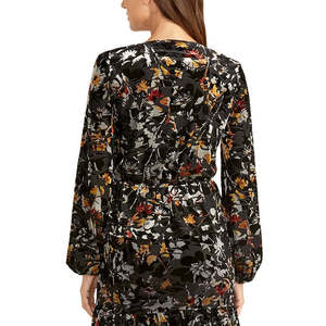 Top Peplum Alma de Rachel Roy para Mujer, Color Negro, Talla Mediana, Vestido Formal de Fiesta, Encaje con Volantes, Estampado Floral Geométrico, Viscosa y Chifón - Product Image 2