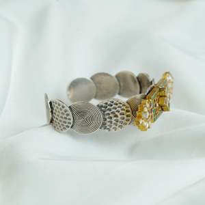 925 <b>Silver</b> Anokhi Kundan Fusion <b>Cuff</b> <b>Bracelet</b> Fashionable <b>Cuff</b> with Elegant Design - Product Image 2