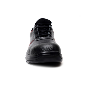 Ensemble de chaussures en cuir noir de qualité supérieure pour hommes, design élégant et semelle durable, chaussures en cuir noir de qualité supérieure pour occasions formelles - Product Image 5