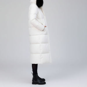 Cantidad a granel disponible Chaqueta de piel sintética de último diseño para mujer personalizada Chaqueta hecha de piel elegante de calidad premium - Product Image 3