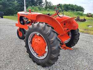 Tractor de Ruedas Allis-Chalmers WD45 de 90HP Usado con Más de 50,000 Horas de Uso 600kg - Product Image 3