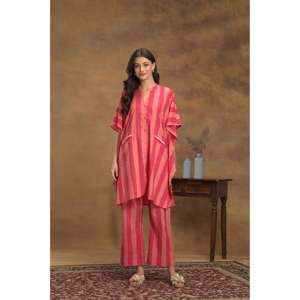 Ensemble coordonné rayé en coton avec chemise kaftan et pantalon large 100% coton respirant - Product Image 1