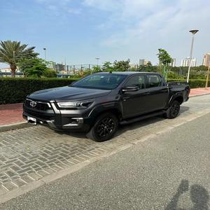 SUPER CLEAN 2023 TO-YO-TA HI-L-UX ADVENTURE V6 CYLINDRES AWD TRANSMISSION AUTOMATIQUE - Product Image 1