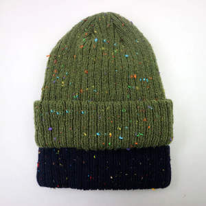 Bonnet en tricot acrylique avec étiquette personnalisée Fabricant de couvre-chef chaud pour l'hiver Vente en gros de bonnet de tête de mort pour l'extérieur en vrac - Product Image 2