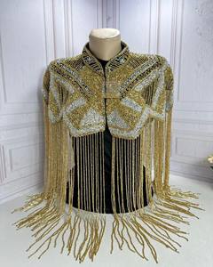 Poncho en Satin Perlé Intriqué Fait Main avec des Décorations de Motifs Floraux en Dentelle de Cristal de Perle pour Tenue de Fête de Mariage - Product Image 2