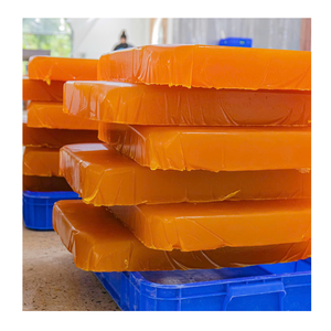 Savon à base de plantes naturel fait à la main avec curcuma et citronnelle Meilleur prix pour les commandes en gros et l'exportation - Product Image 1