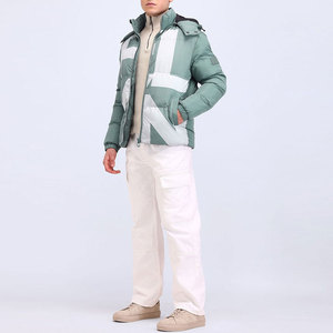 Chaqueta de Plumón Personalizada OEM para Hombre, Invierno, con Cuello Alto, Resistente al Viento e Impermeable, Diseño Reversible con Parches - Product Image 4