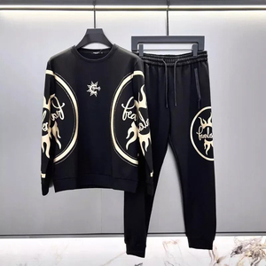 Nuevo Conjunto de Moda para Hombre con Pedrería de Lujo, Sudadera con Capucha Negra y Pantalones, Traje de Alta Calidad, Estilo de Terciopelo Dorado de Doble Cara - Product Image 1