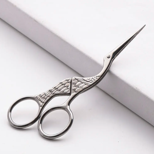 กรรไกรตัดนกยูงสแตนเลสแบบใหม่กรรไกรงานฝีมือคมสำหรับงานปักงานฝีมืองานศิลปะตัดด้าย - Product Image 5