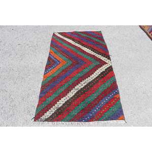 Alfombra Turca Vintage de 3x5.3 pies (92x161 cm), Alfombra Ikat Roja Kilim - Product Image 1