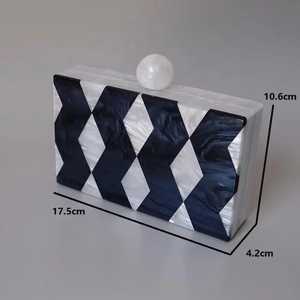 Compre Bolsos de Mano de Diseñador para Mujer, Bolso de Mano de Resina con Perlas, Chapado en Oro, Lujoso, con Forma de Mariposa, Conjunto Completo para Bodas - Product Image 6